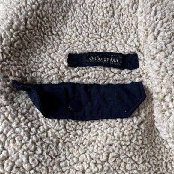 Columbia Size L Cream Sherpa Jacket with Breast Pocket - Picture 2 of 7